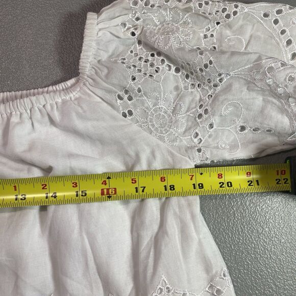 SMELL THE ROSES Blouse Cropped Embroidered Eyelet Off Shoulder Womens M White - Picture 6 of 9